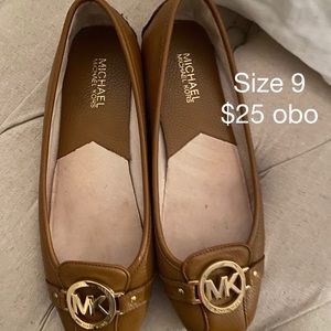 Michael Kors flats